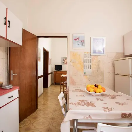 Apartment Casa Igea Al Mare 26 *